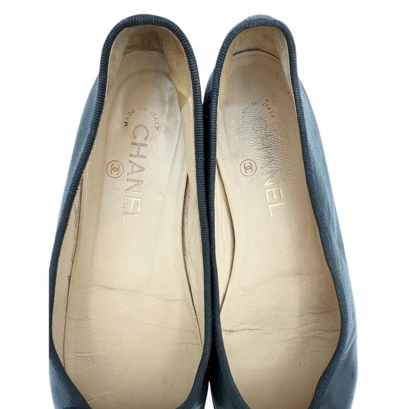 Chanel CC Cap Toe Black Leather Ballet Flat Shoes Size 38 US 7-7.5 - Picture 4 of 11